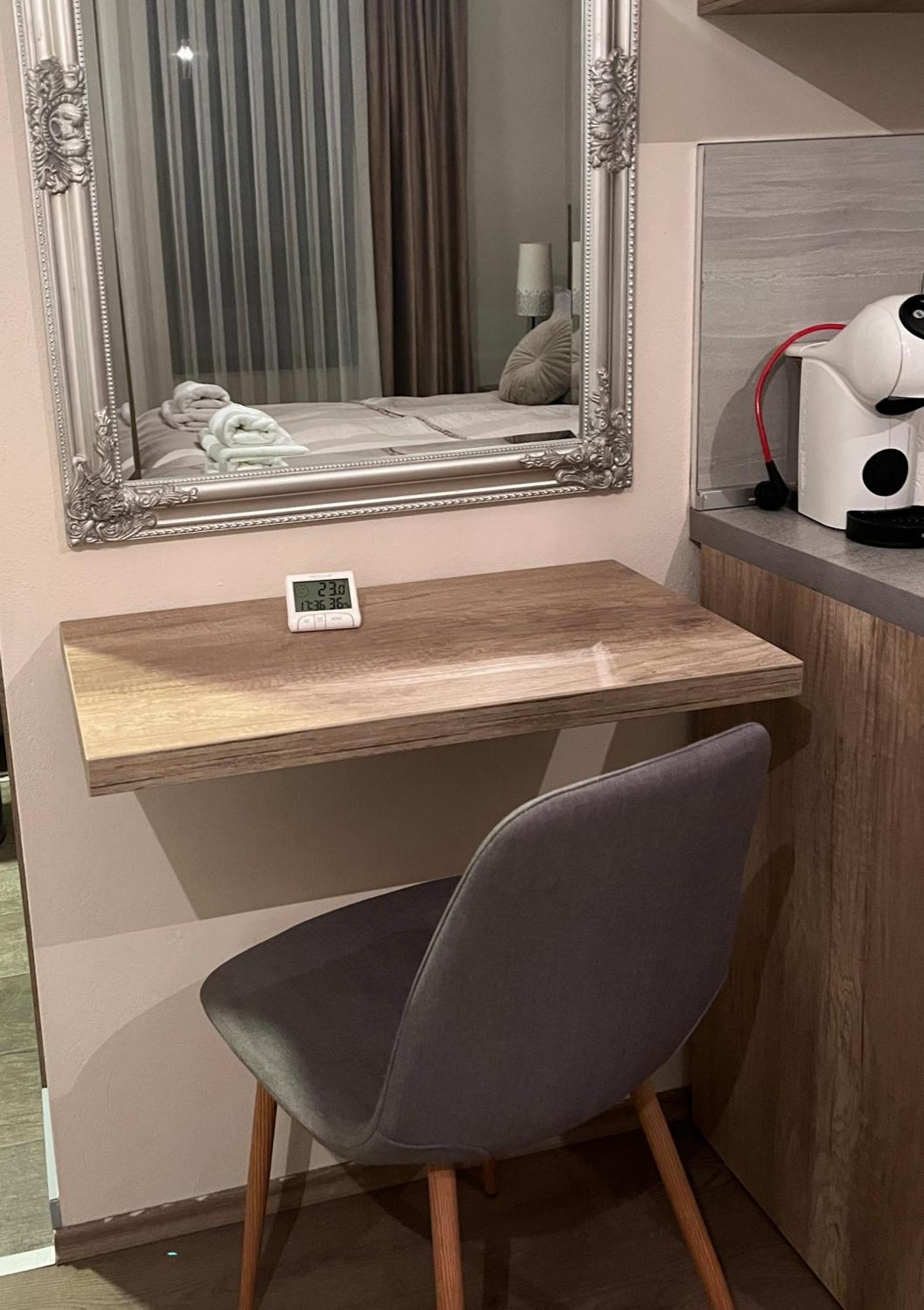 Apartmani Sova Novi Pazar Ngoại thất bức ảnh